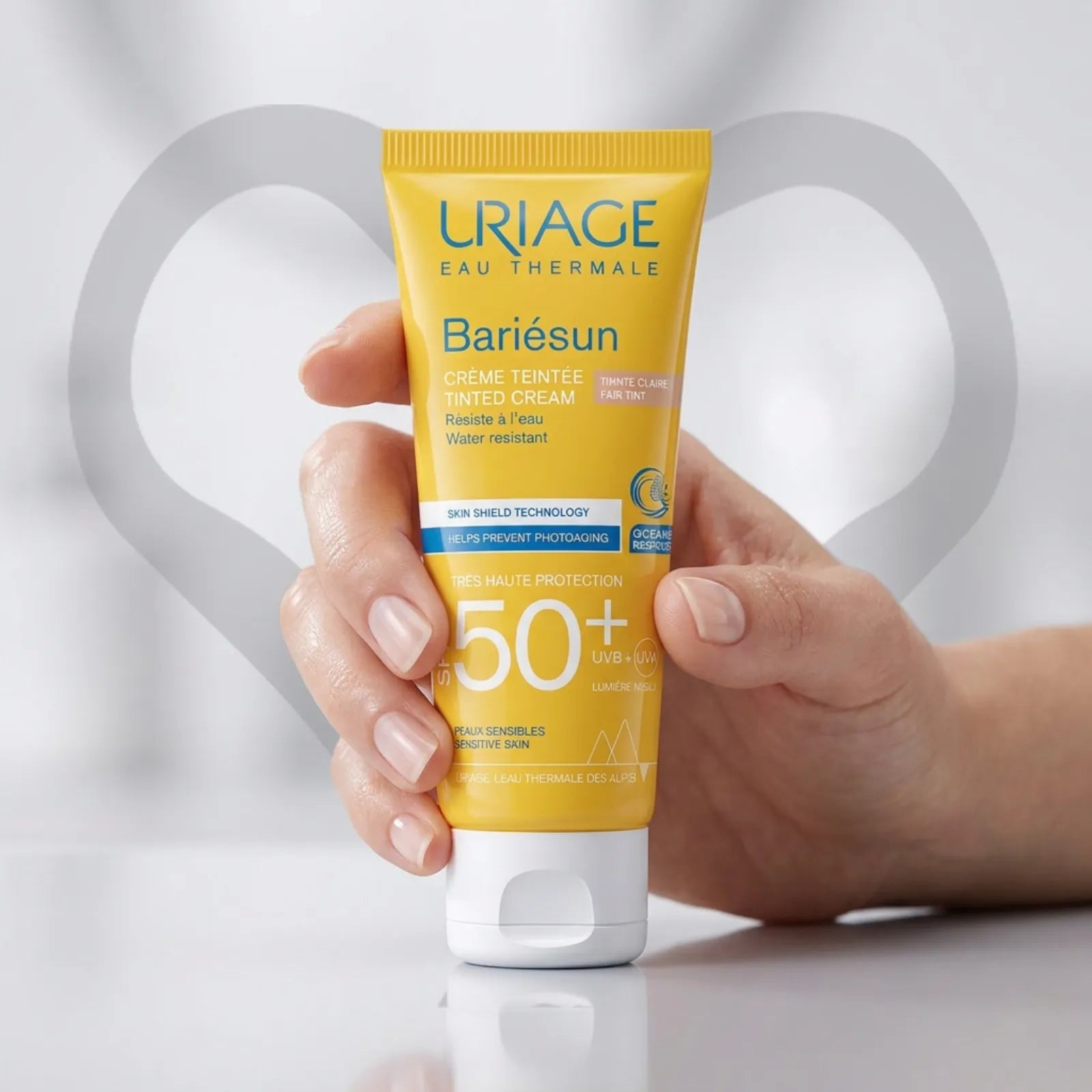 يورياج باريسان كريم ملون SPF50+ لون فاتح